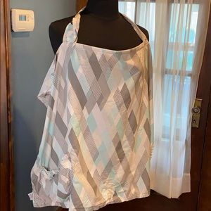 Hooter Hider Bebe Au Lait Nursing Cover